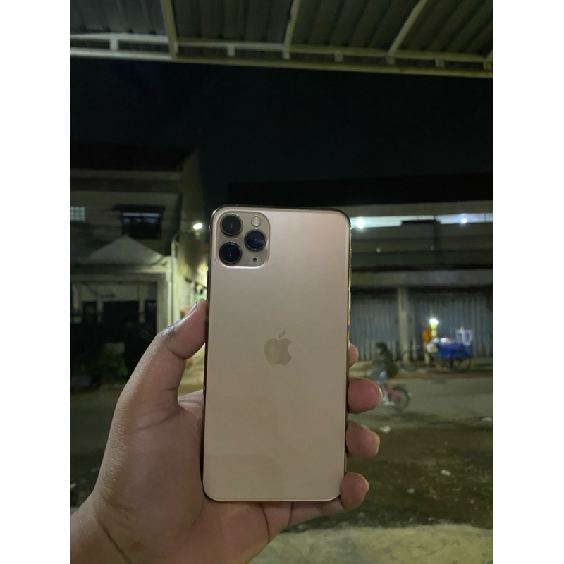 iPhone 11  Promax 256 second