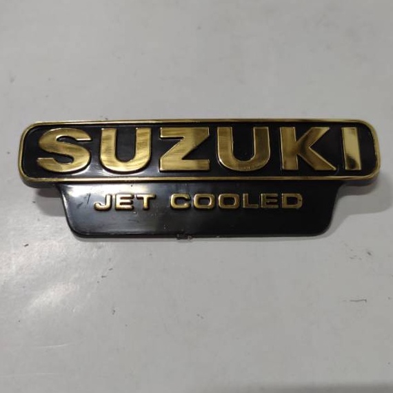 COD EMBLEM SUZUKI JET COOLED BELAKANG SADEL