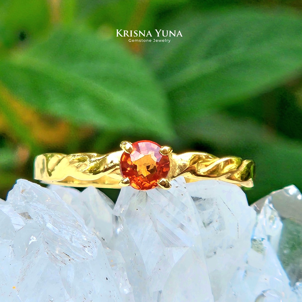 Natural Srilankan Orange Sapphire Ring