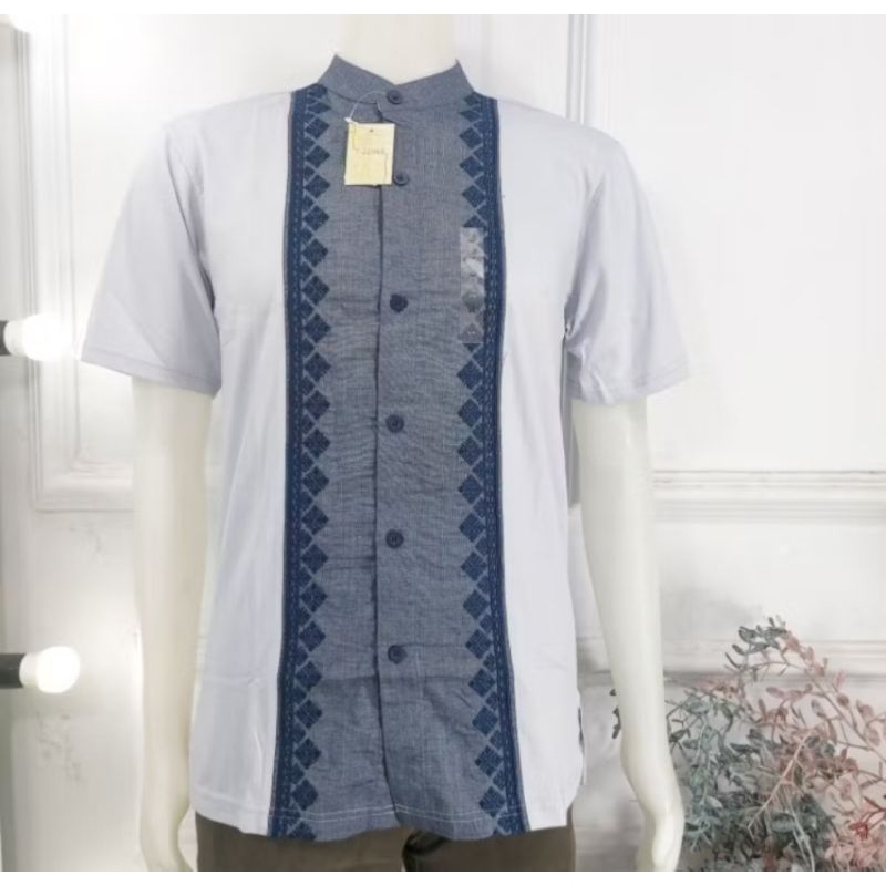 Koko Kaos Combed T-Zone Size XL Matahari Ramayana warna abu