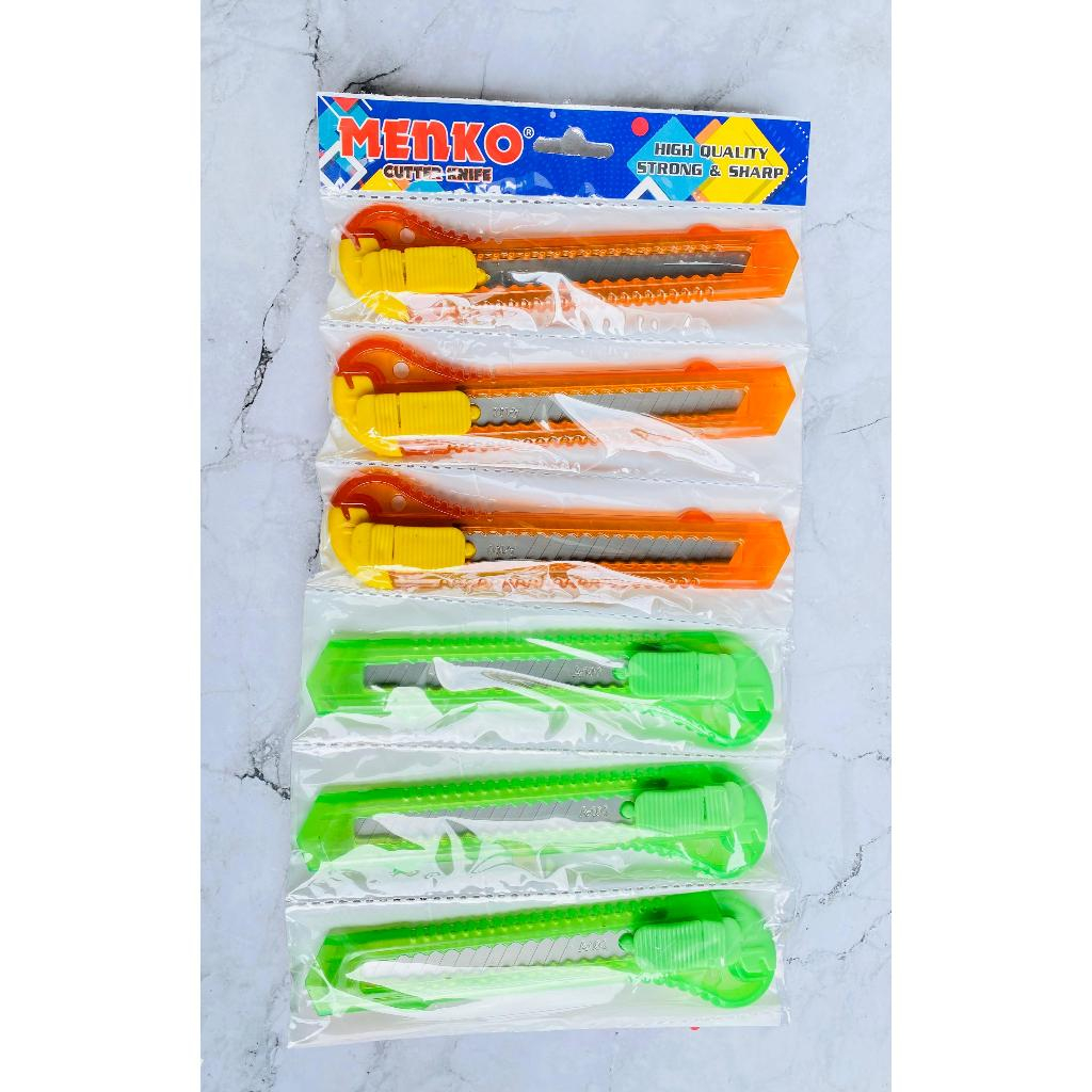 

12 pcs /pak pisau cutter satu renceng cuter bening warna warni menko pisau kertas tajam Besar