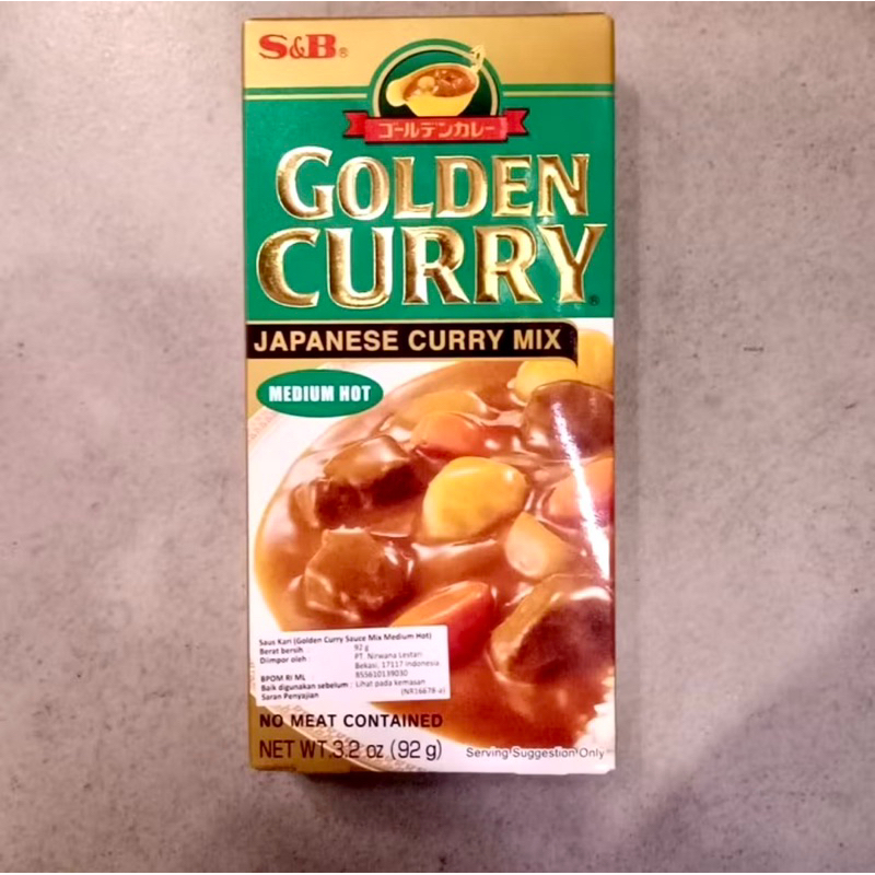 

S&B Golden Curry Medium Hot kari jepang instant 92gr