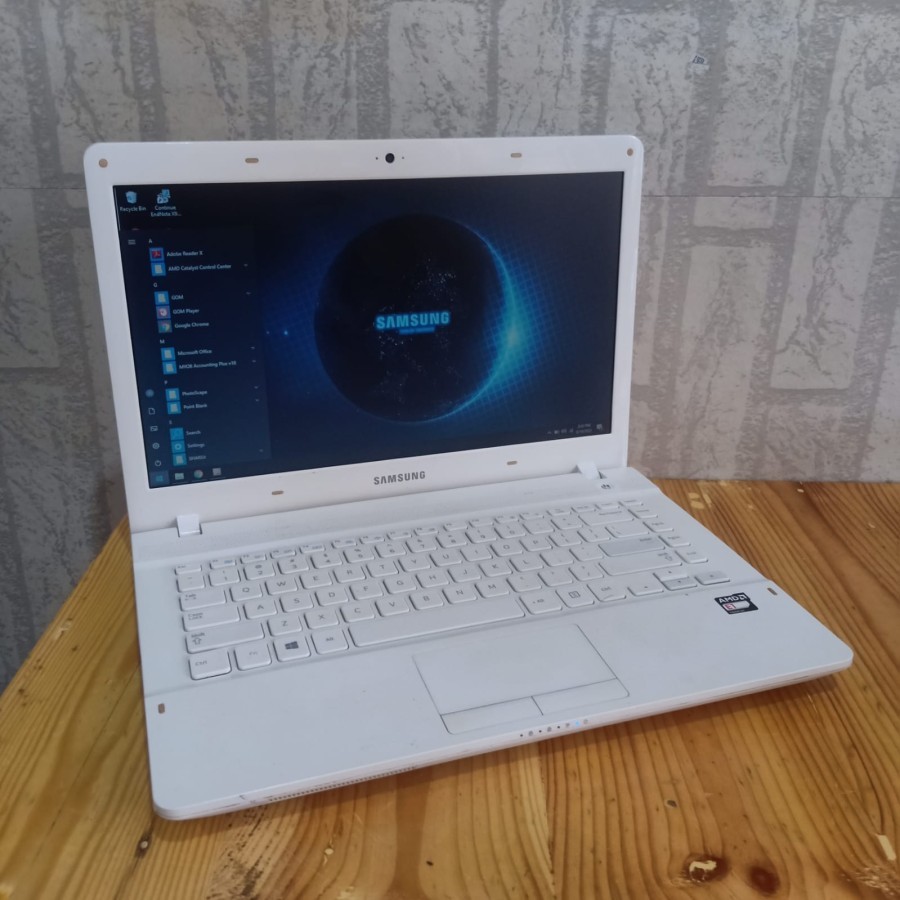Laptop Samsung 275E - AMD E1-1500 - 4GB RAM - HDD 500GB - Harga Terjangkau - BERGARANSI 