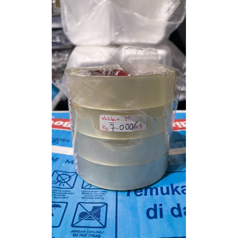 

LAKBAN PUTIH SEDANG.ISOLATIP PUTIH. ISOLATIP BENING. 100% BARU