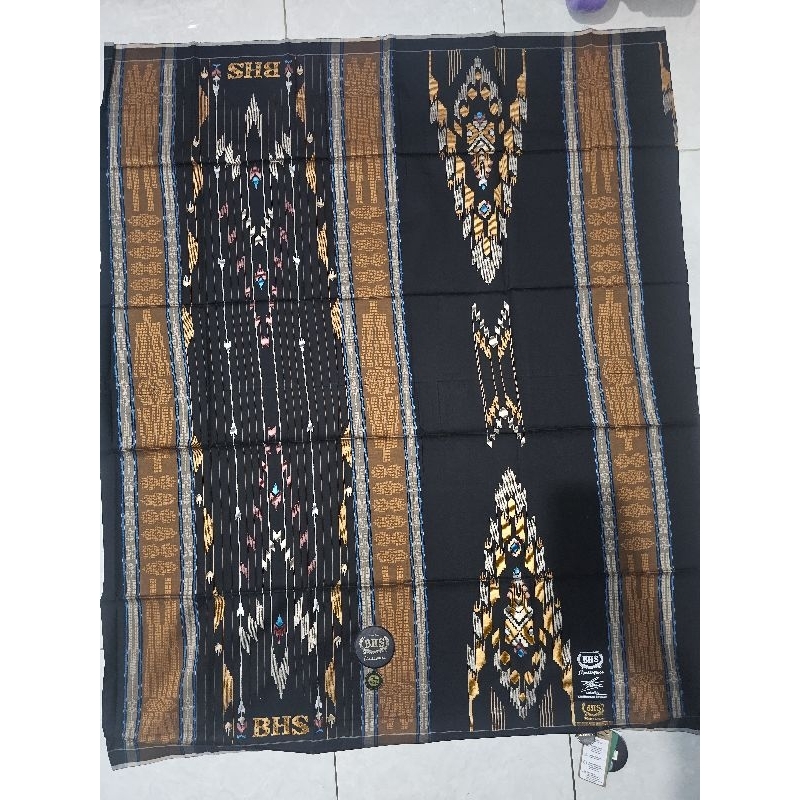 Sarung BHS Msaterpiece Gold SGE