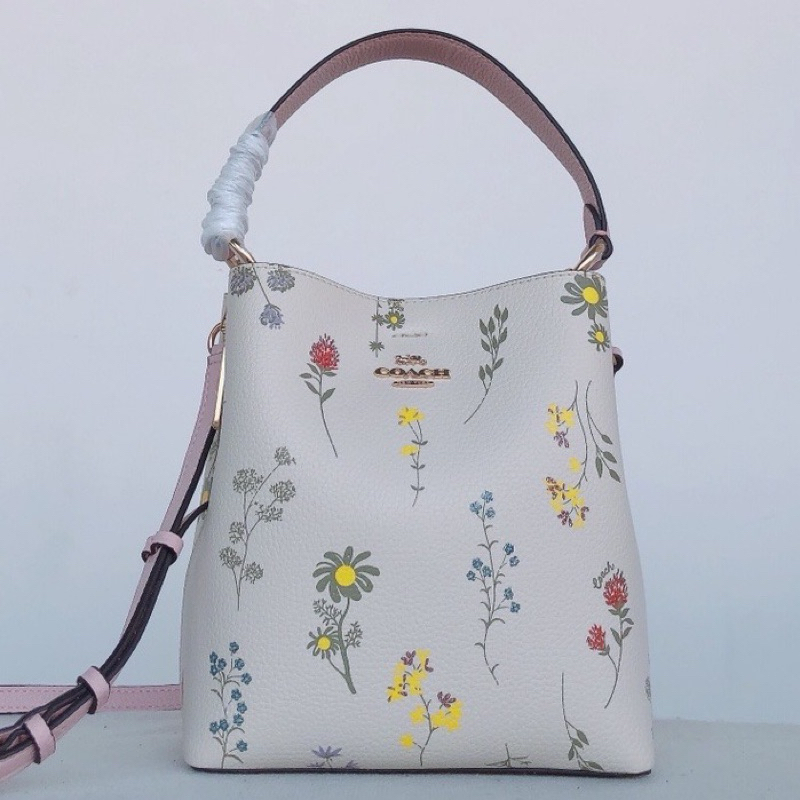 Preloved coach bucket bag flower