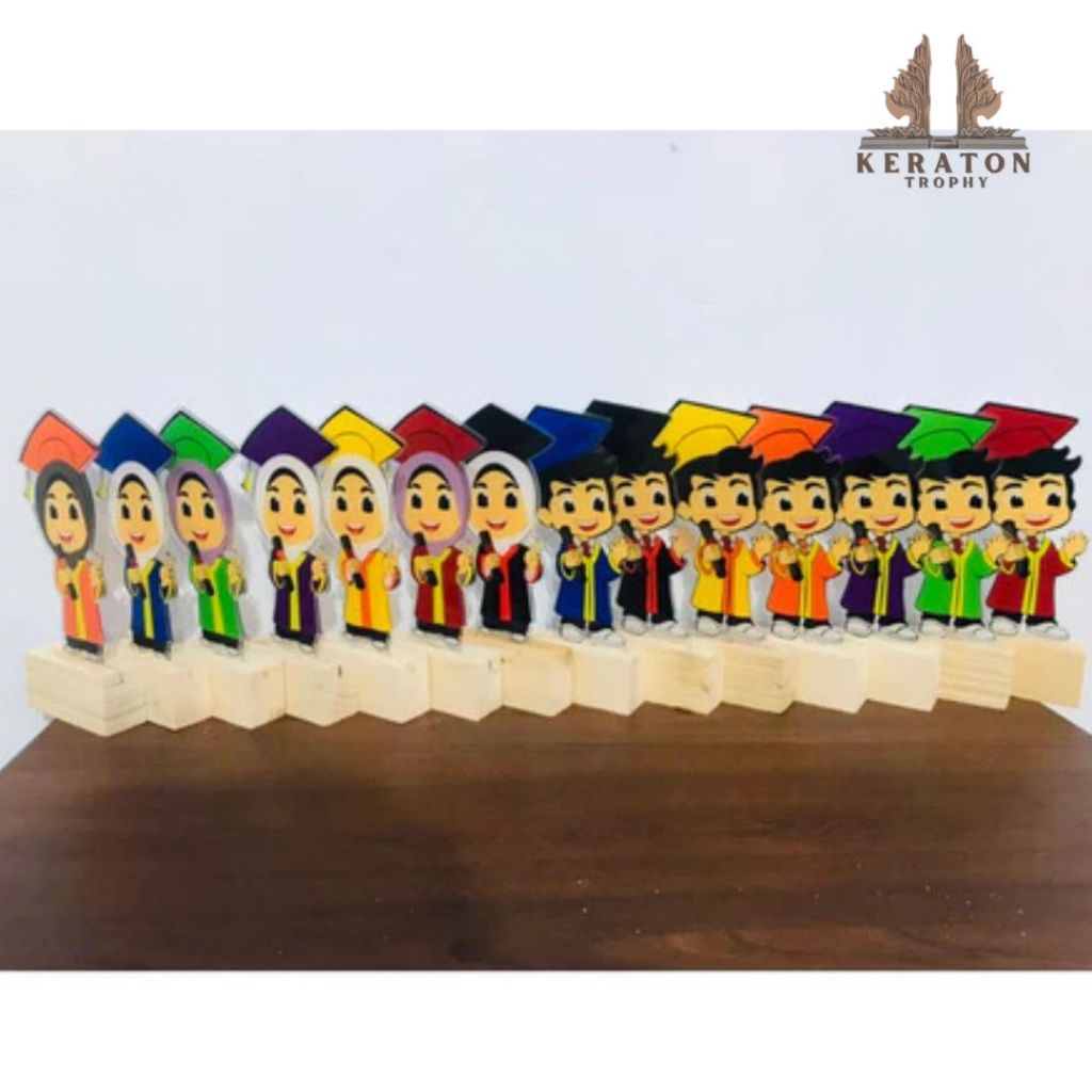Akrilik Wisuda Piala Wisuda Akrilik Custom Plakat Wisuda Anak Akrilik Custom (Akrilik saja )