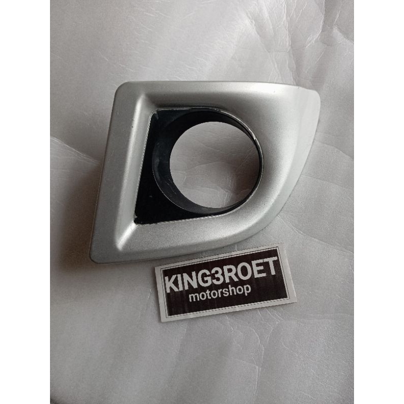 COVER FOGLAMP AVANZA VVT-I 2004-2011 ORIGINAL (KIRI)