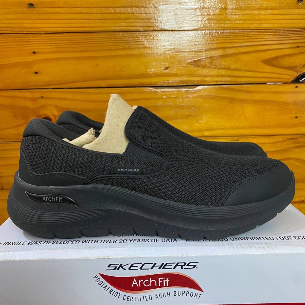 ONLY SZ 45,5 SEPATU SKECHERS PRIA SKECHERS ARCHFIT 2.0 VALLO 232706 MONOBLACK FULLBLACK COD ORIGINAL