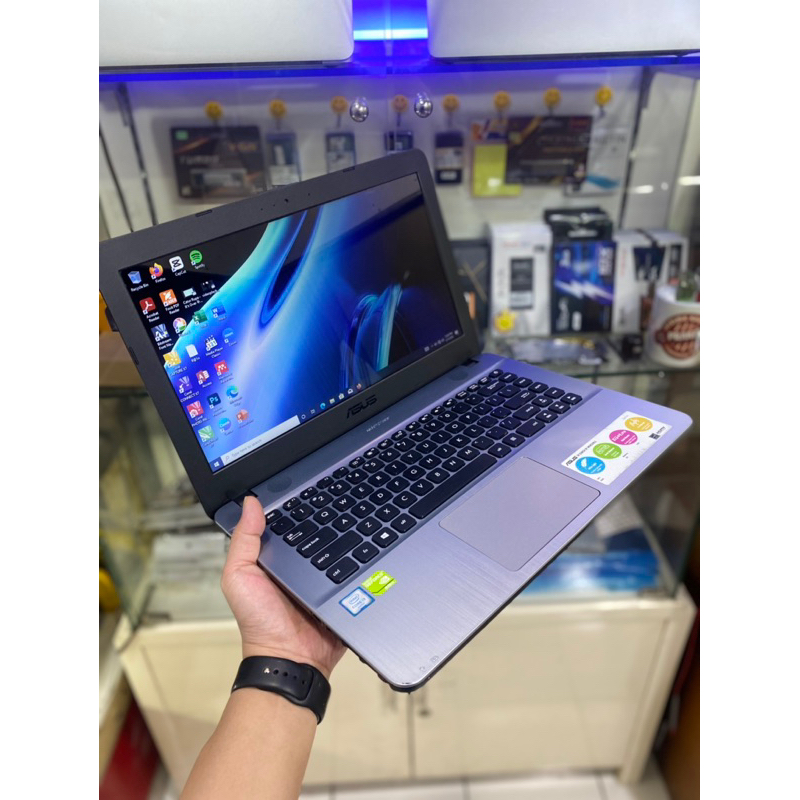 ASUS VIVOBOOK X441U | CORE i3 | RAM 8GB | SSD 128GB | HDD 500GB | NVIDIA 920MX