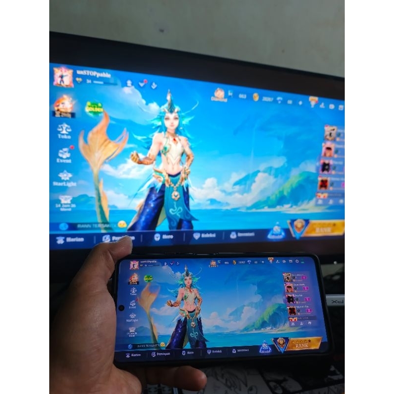 kabel MHL atau untuk menampilkan layar hp ke TV