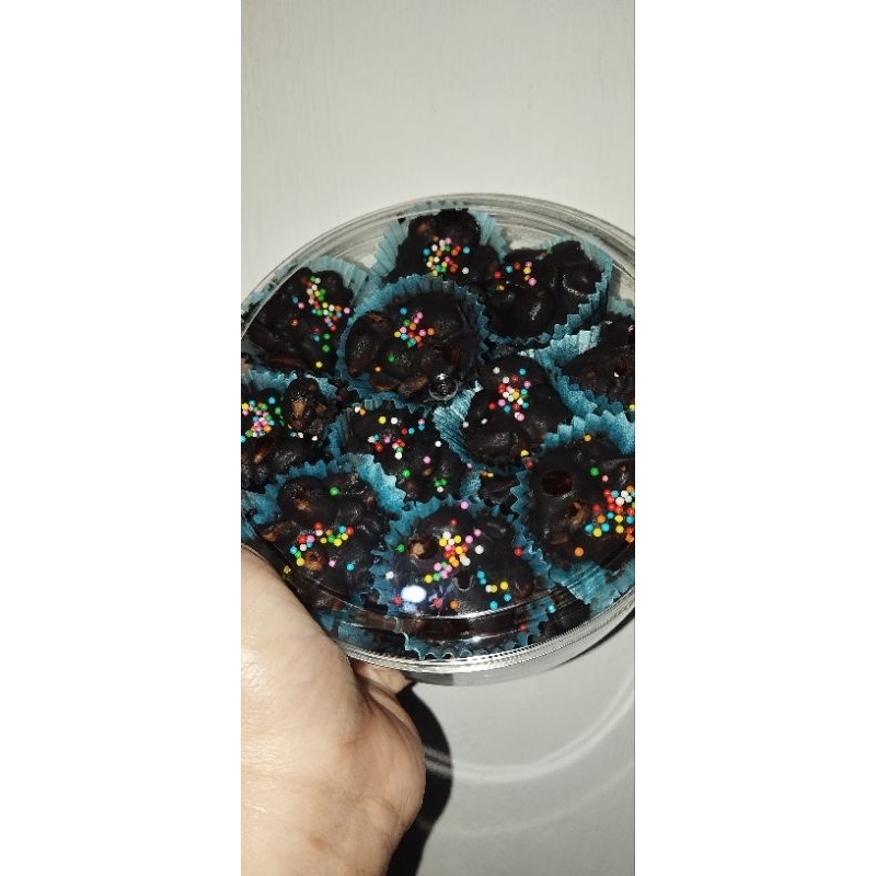 

coklat kacang sprinkle