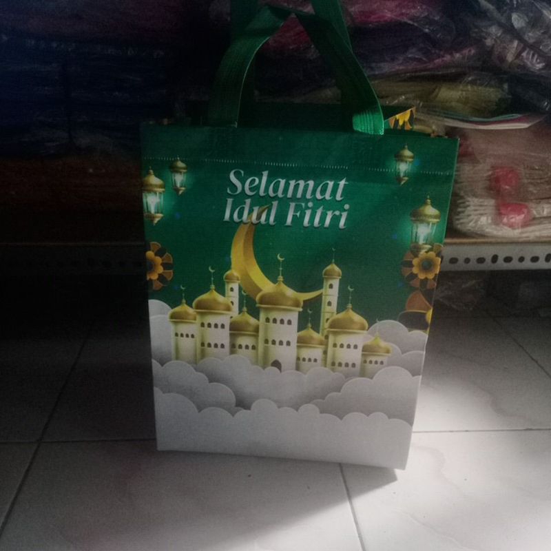 

tas parsel lebaran idul fitri 30 24 20 laminasi