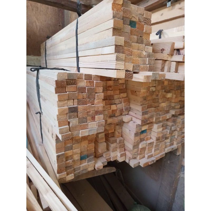 kayu kaso 120 x 4 x 2 Hanya di serut