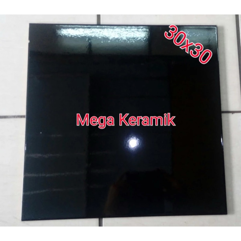 keramik lantai hitam kilap 30x30 / 40x40