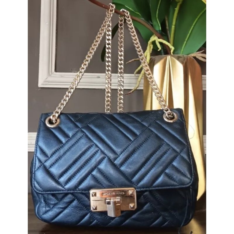 MK Black Vivianne Medium Flap Shoulder Bag