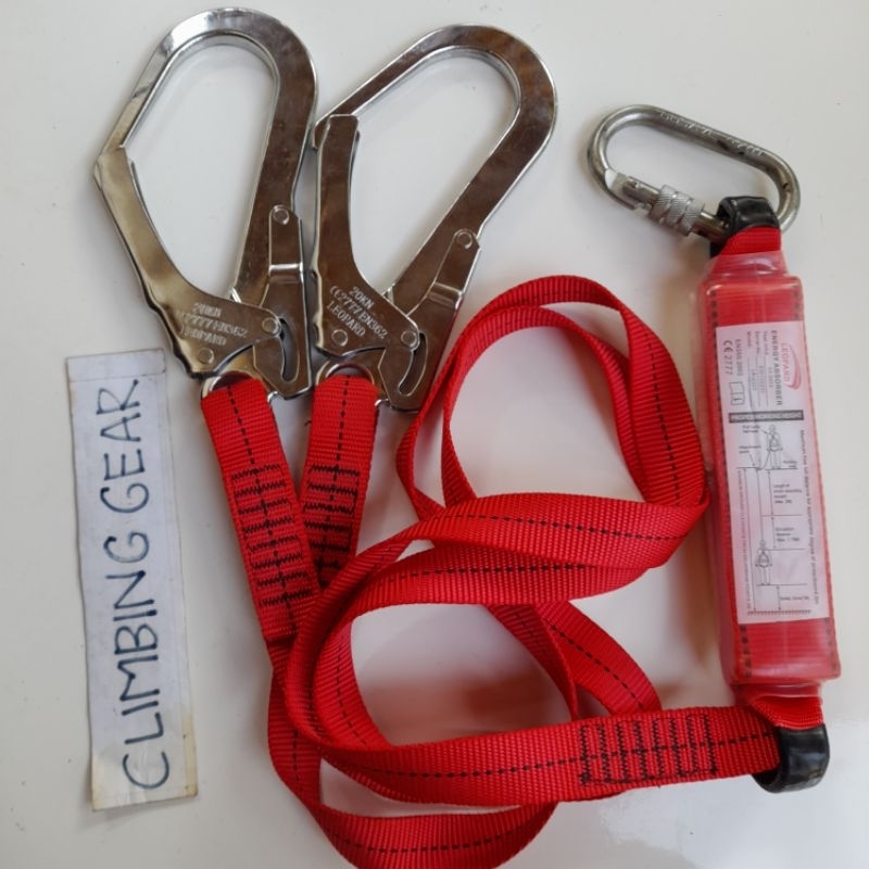 

DOUBLE HOOK LANYARD WITH ABSORBER LEOPARD BARU KONDISI 99 PERSEN