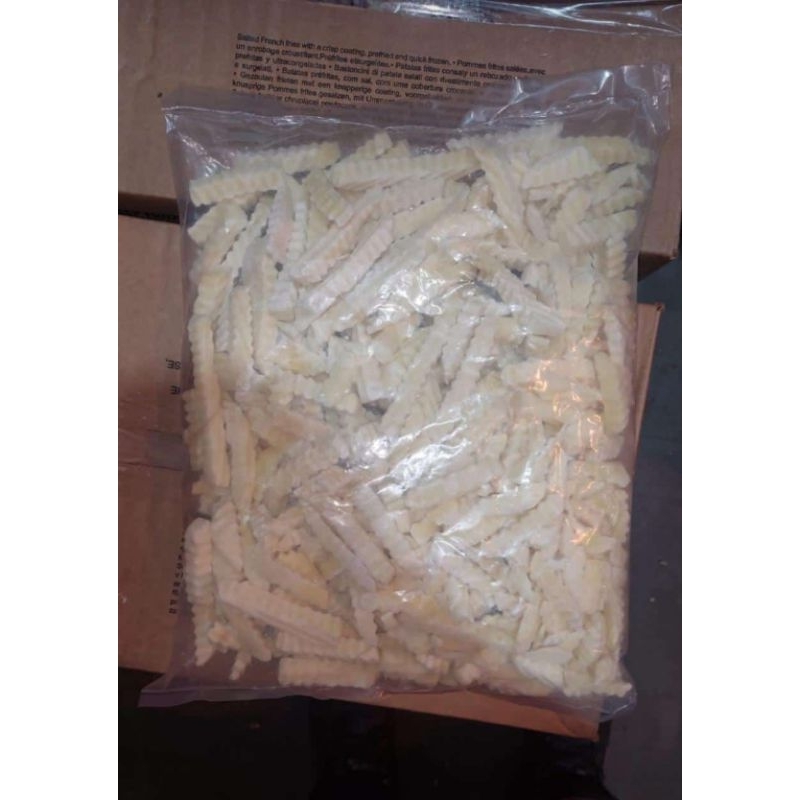 

kentang crinkle frozen 2 kg