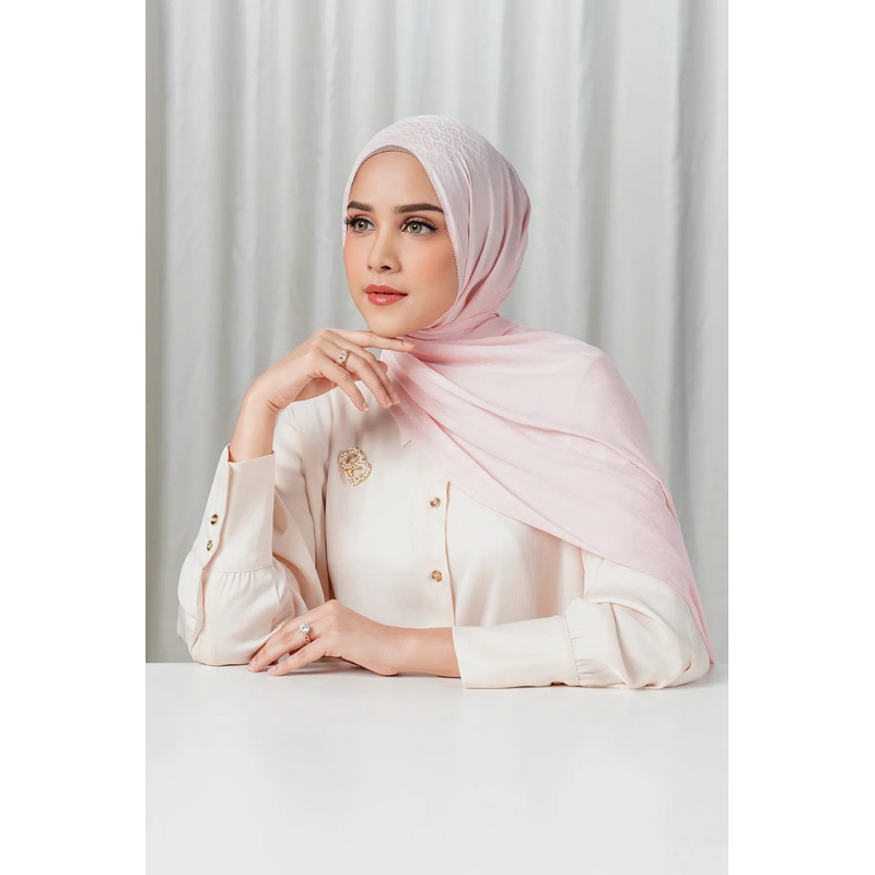 Buttonscarves  Tapis Satin Jacquard Shawl - Peachskin