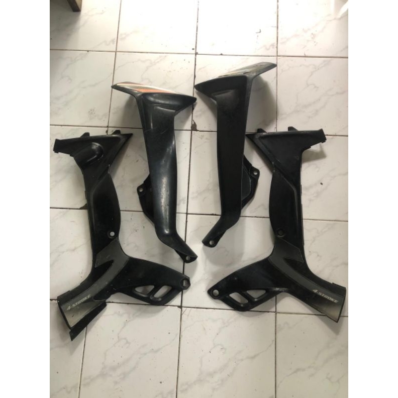 Sayap luar dalam bahan repaint original depan samping yamaha vega r vega r lama tahun 2000-2005