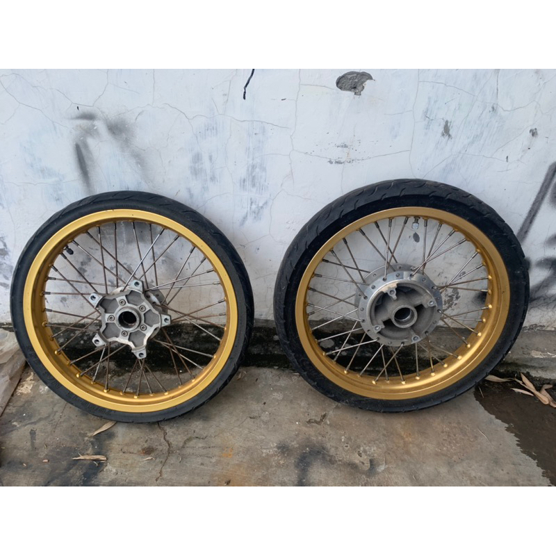 velg set ban ruji bekas copotan CBR 150 cbr150