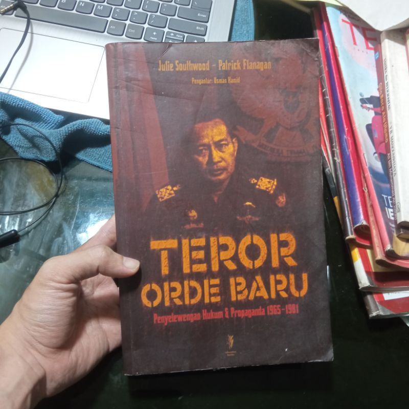 ORIGINAL Buku Teror Orde Baru