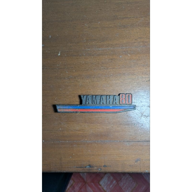 emblem body belakang body samping yamaha v80