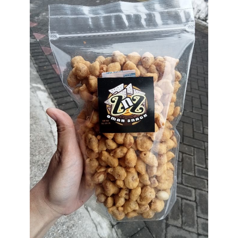 

kacang peyek 250 gram