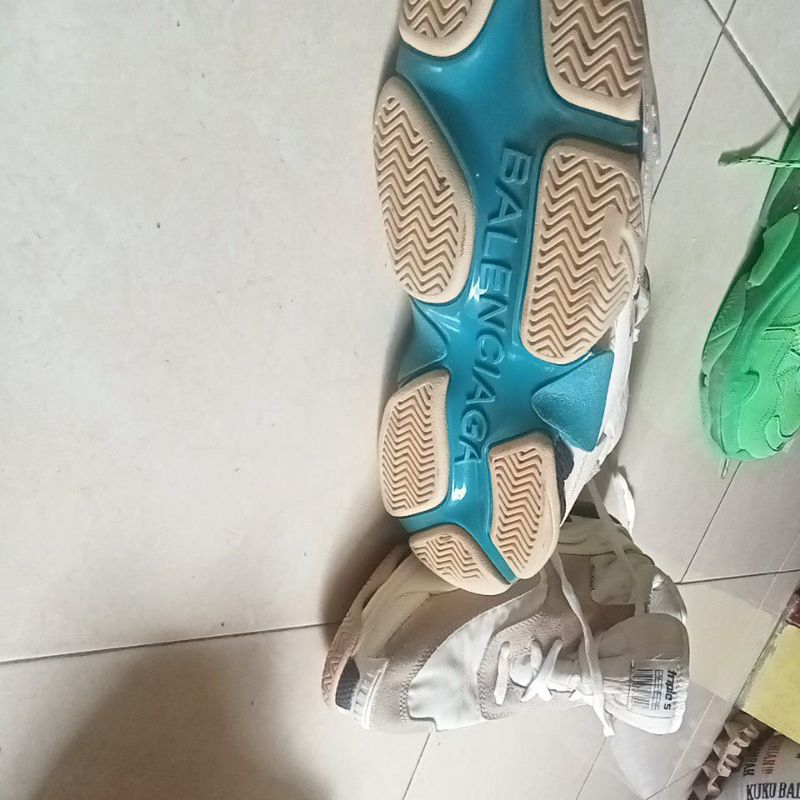 SEPATU BALENCIAGA ORI