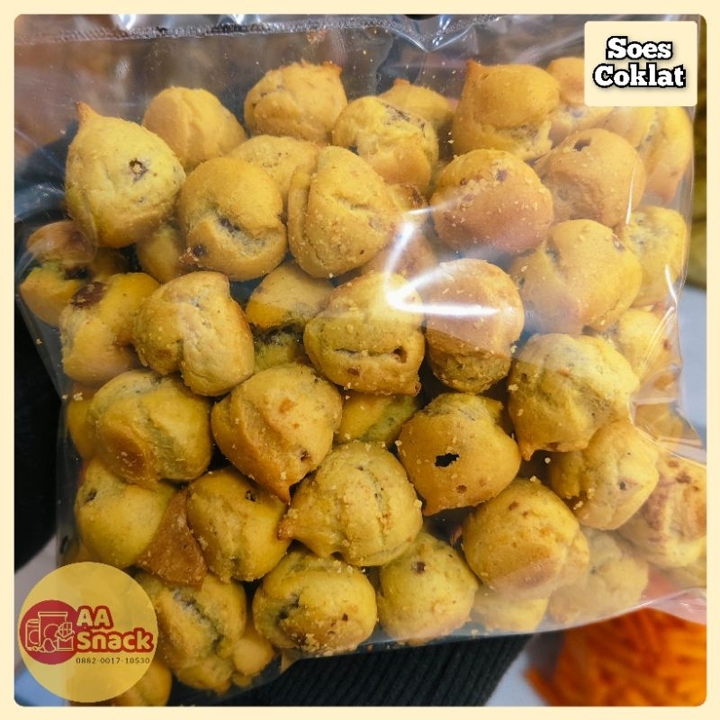

Soes Kering isi Cokelat