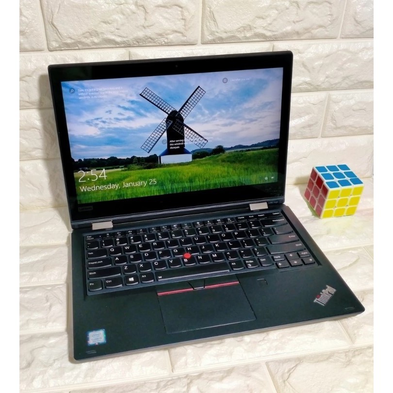 Laptop lenovo thinkpad yoga x380 core i5 Gen8 ram 8GB