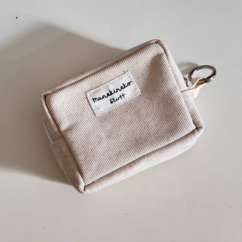 

Manekineko - Basic Keychain Pouch / boxy pouch / sticker pouch