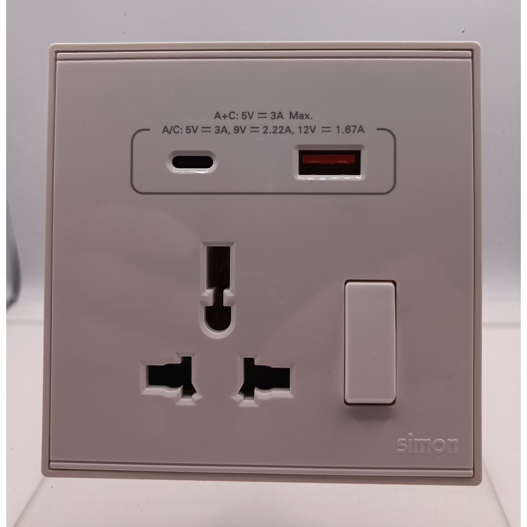 SIMON E6 WHITE UNIVERSAL SOCKET / MULTI SOCKET WITH USB A+C CHARGERS