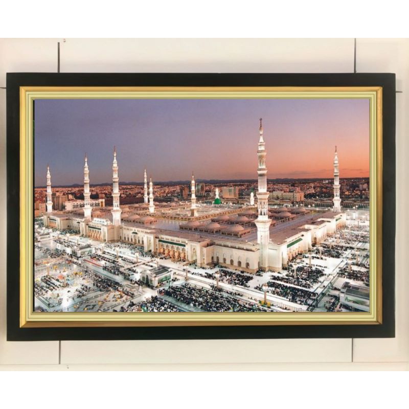 hiasan dinding poster masjid nabawi Madinah plus bingkai ukuran 53×35