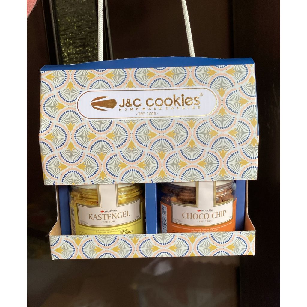 

hampers jnc cookies jar isi 2