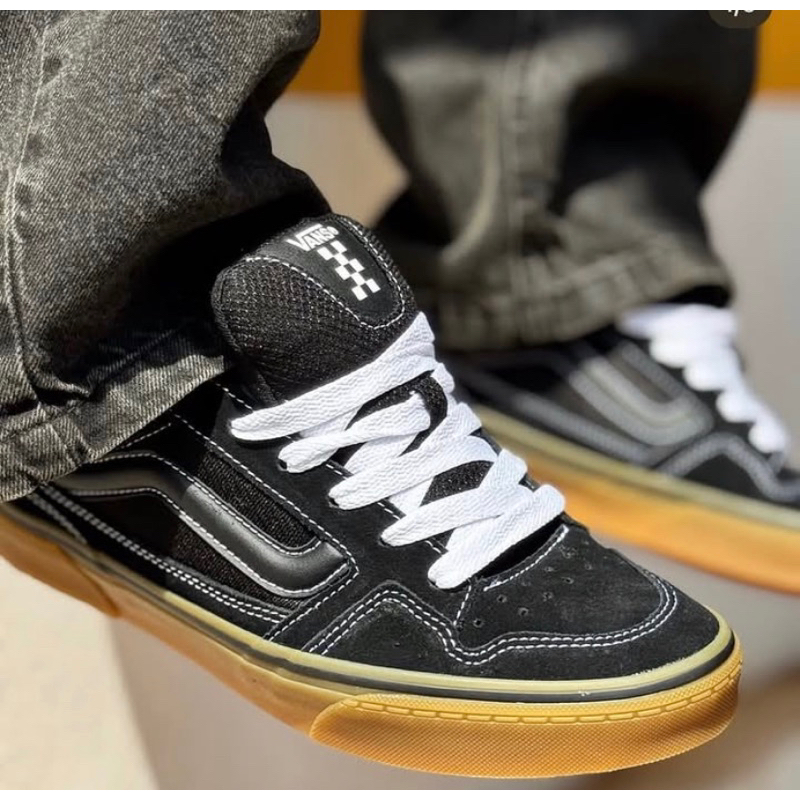 vans • caldrone • black/white/gum
