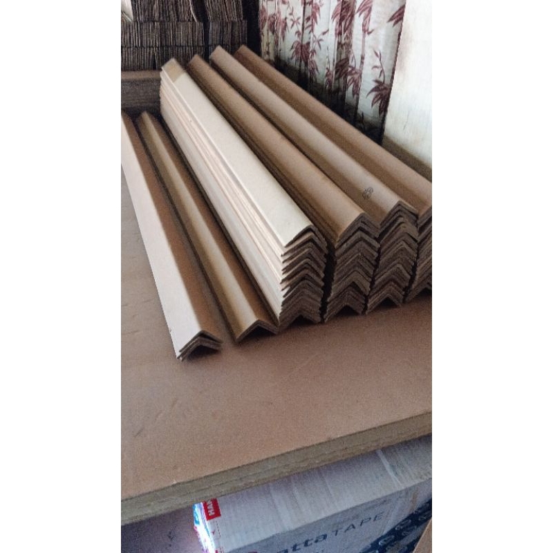

EDGE PROTECTOR/SIKU KARDUS 900mm×50mm×5mm