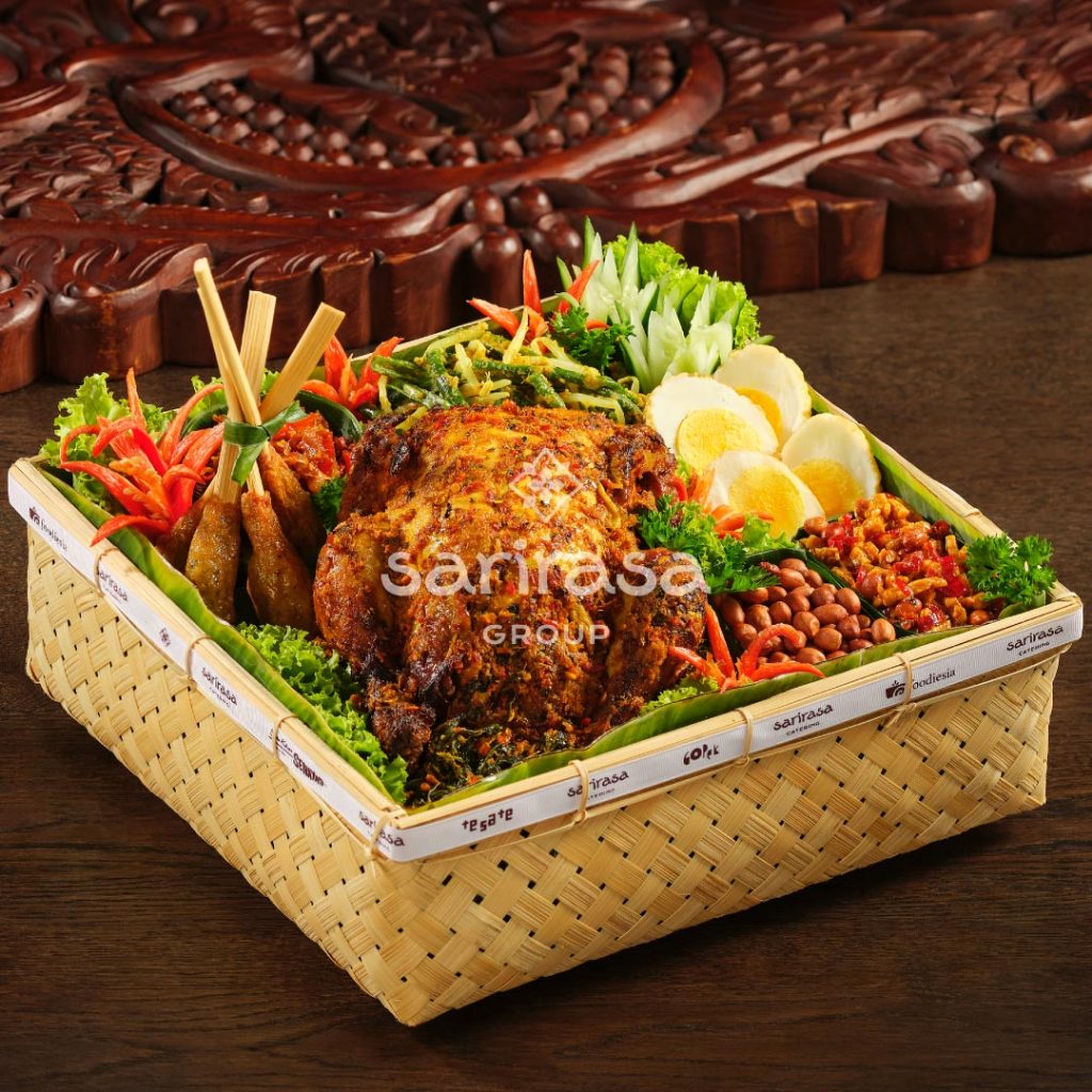 

Foodiesia Hampers Ayam Guling Besek