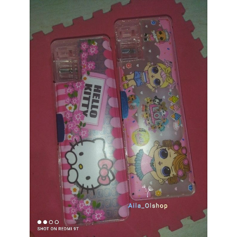 

Tempat Pensil plus rautan pensil Karakter / Tepak Pensil Karakter