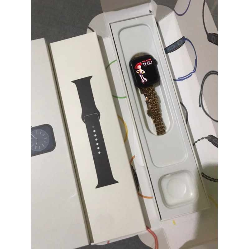 Iwatch SE Gen 2 midnight second like new gratis ongkir