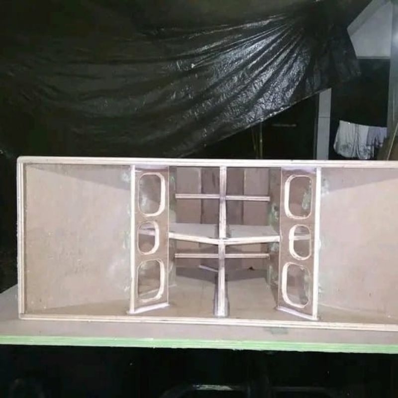 BOX SPEAKER 10 INCHI MODEL CLA DOUBLE