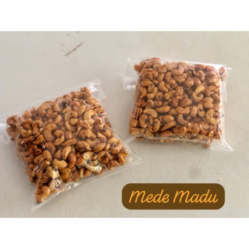 

Kacang Mede Madu 500 Gram