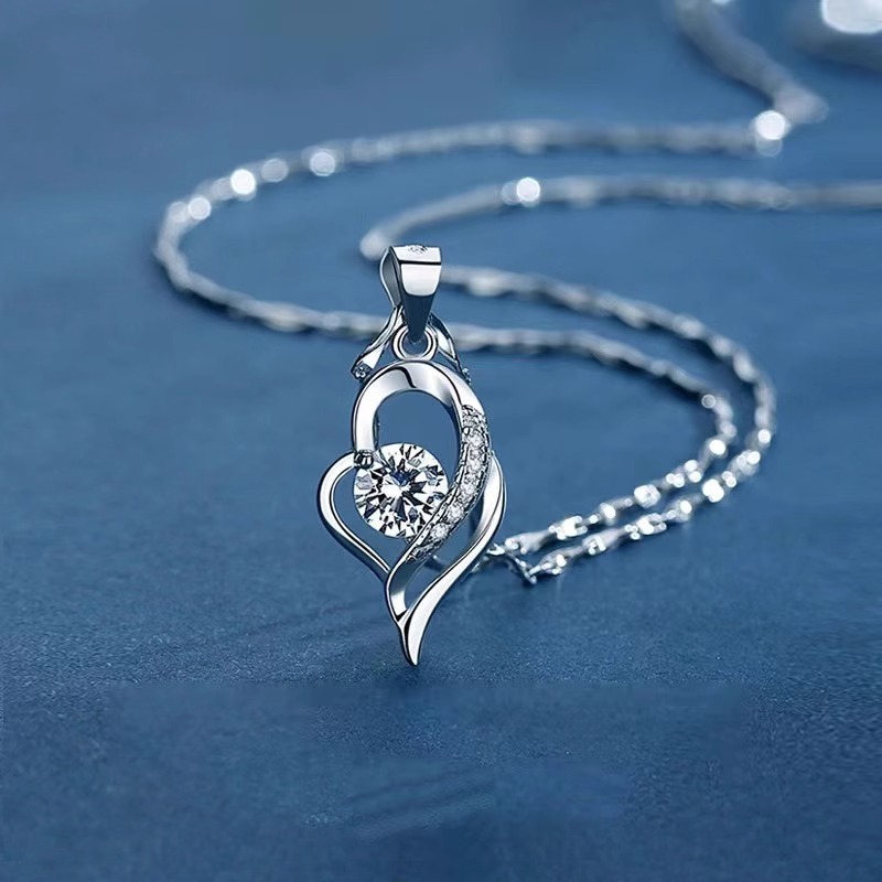 Kalung Liontin Berlian Wanita Kalung Titanium Anti Karat Kalung Cewek Set Anting Warna Emas Putih Me