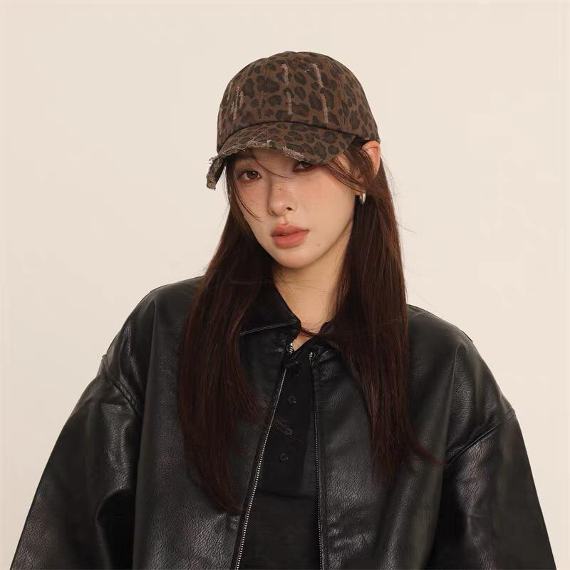 Topi Wanita-Leopard series