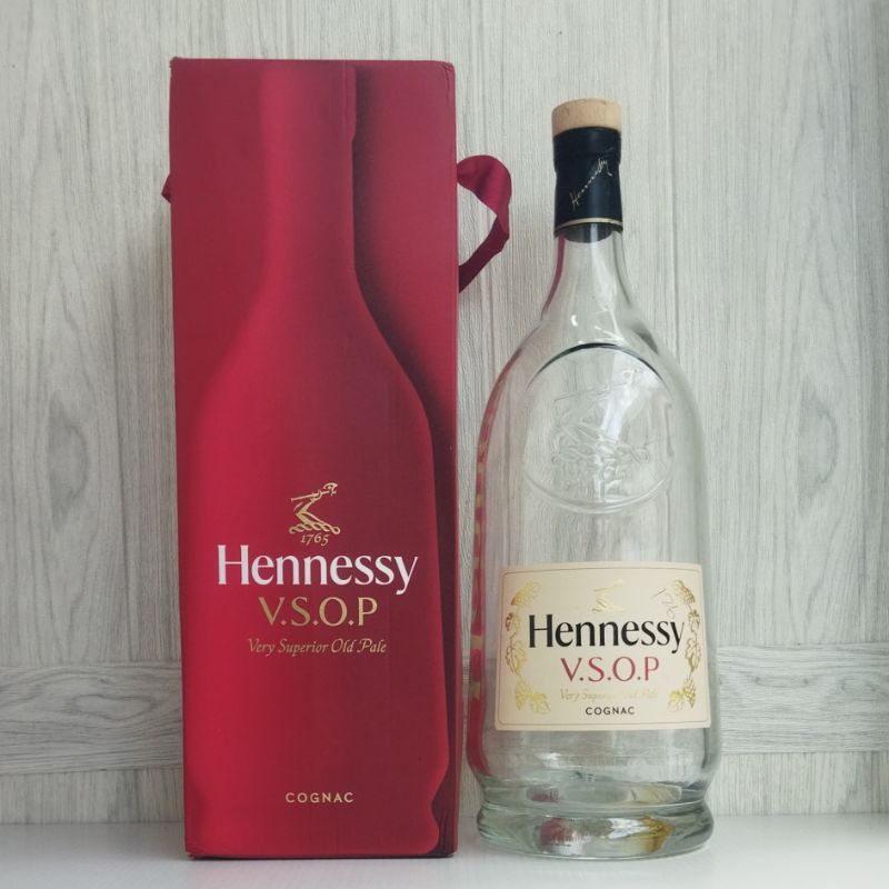 Botol Kosong Hennessy Very Superior Old Pale 3Liter + Box