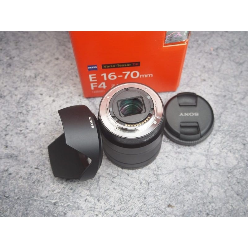 Sony Zeiss 16-70mm f4 ZA OSS
