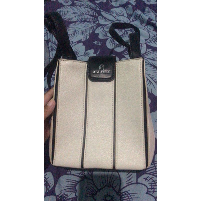 crackle bag age free