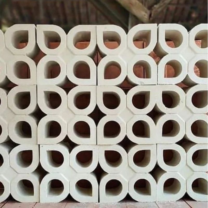 Loster beton roster minimalis ventilasi udara pagar rumah