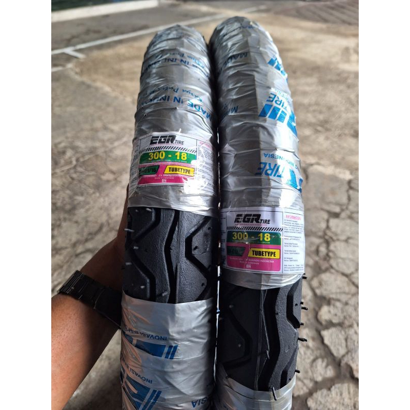 Ban motor ring 18. ukuran 300 - 18. non tubles. cocok buat motor megapro.