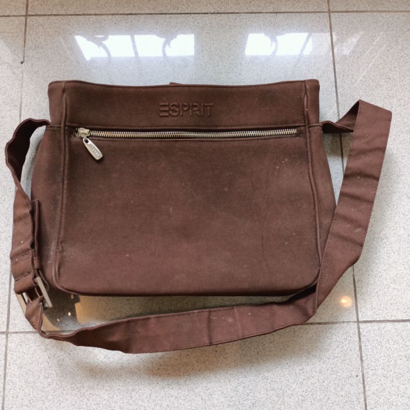 Tas selempang tas wanita tas pundak merk Esprit